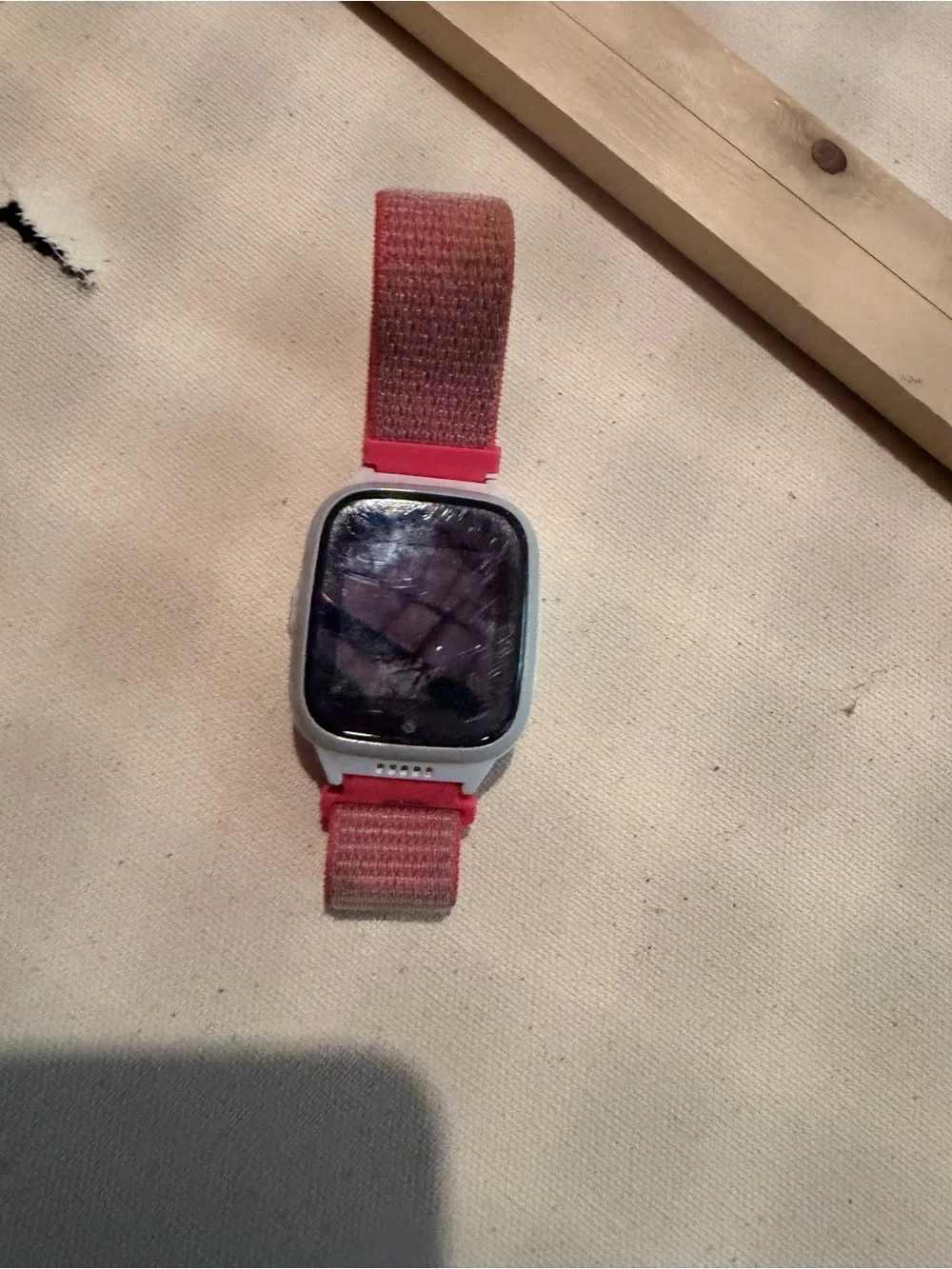 Cosmo kids Pink Smartwatch